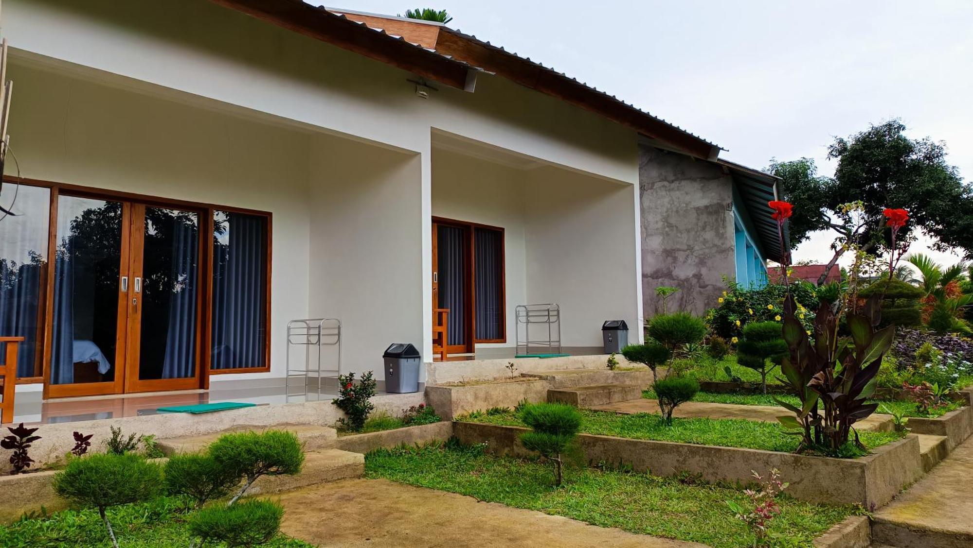 Embun Rinjani Homestay 세나루 외부 사진